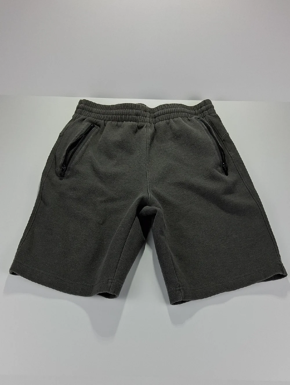 Boys Old Navy Fleece Shorts Size Large (10/12) Dark Gray Front Zipper-Pockets